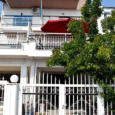 Maisonette By The Sea Vakantiehuis Nea Kallikrateia