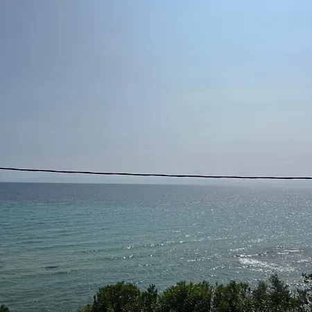 Maisonette By The Sea Vakantiehuis *